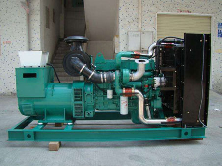 巨野1100kw康明斯柴油发电机组图片 巨野1100kw康明斯柴油发电机组图片